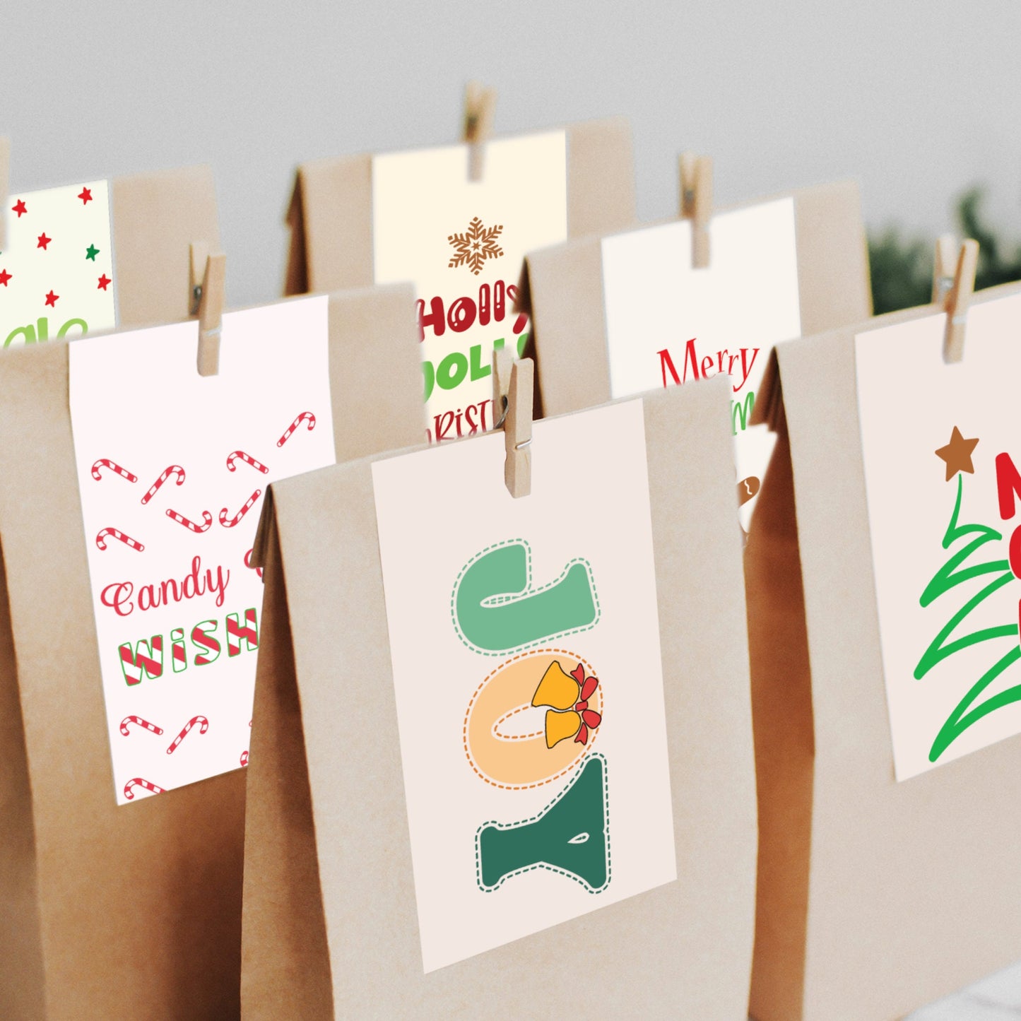 Christmas Gift Tags Printable - Set of 16
